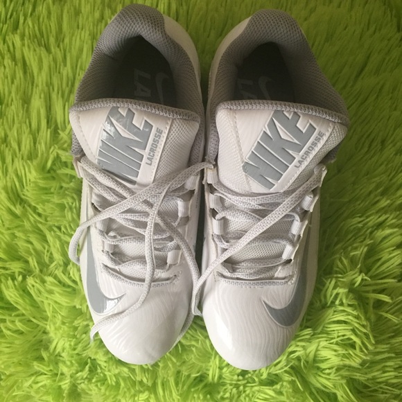 Nike cleats - Picture 1 of 4